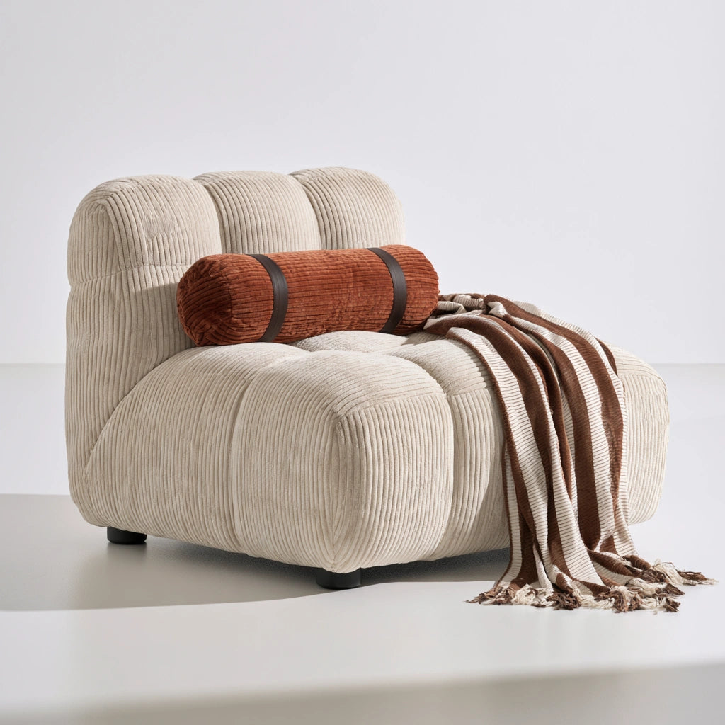 Fauteuil de détente aux lignes épurées, coloris beige clair